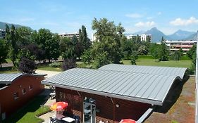Auberge De Jeunesse Hi Grenoble